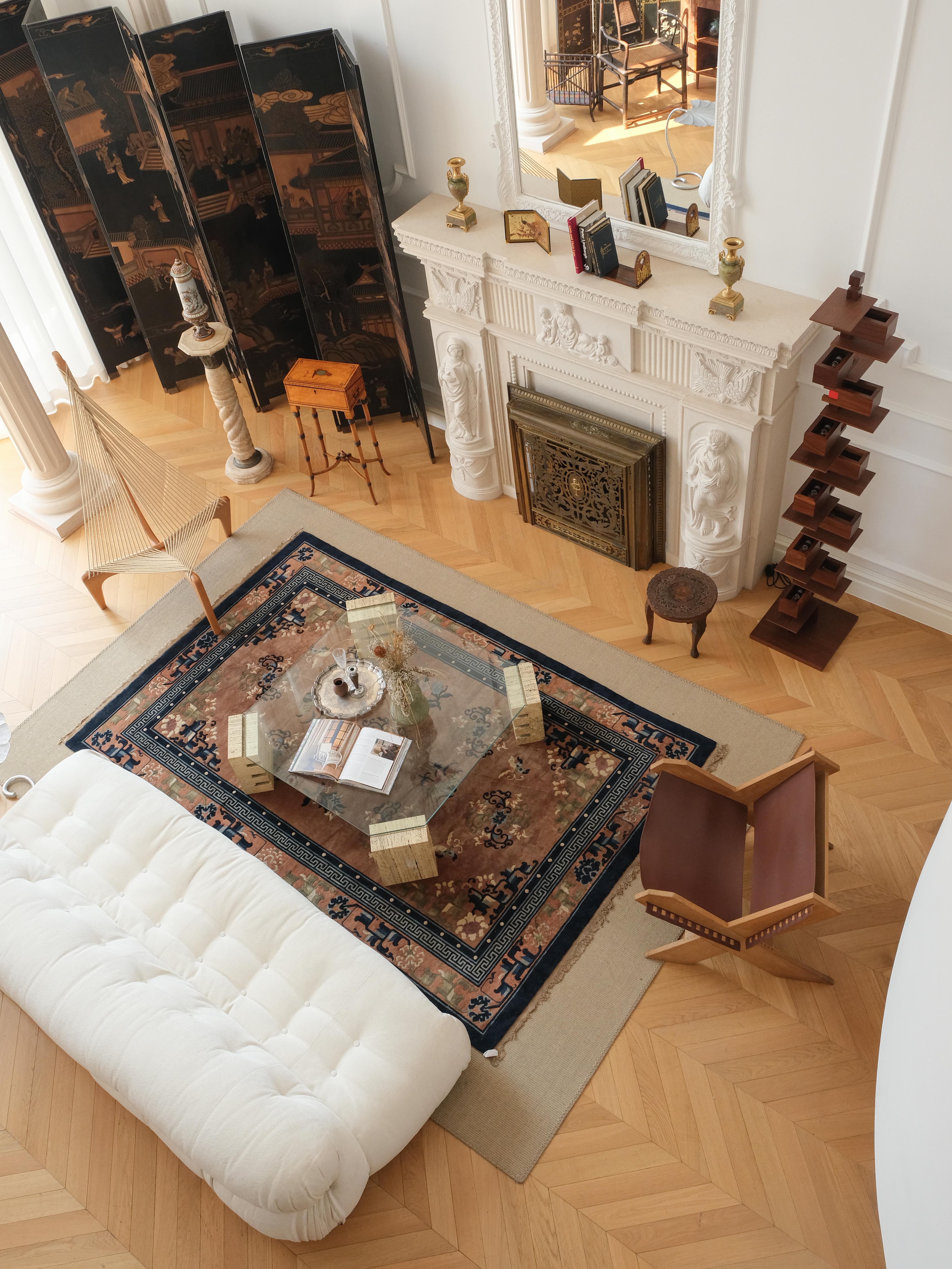 LIVING ROOM 2